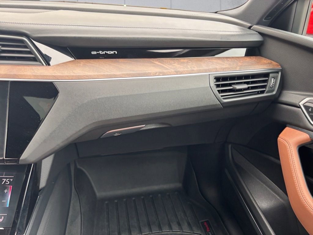 Used 2019 Audi e-tron Premium Plus AWD/4WD image 17