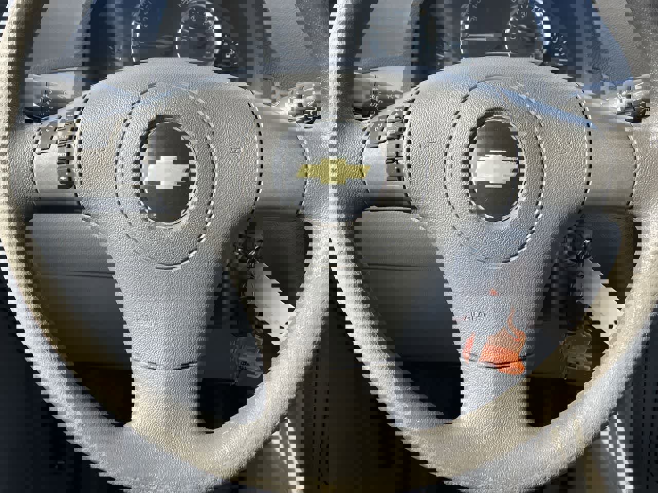 Used 2010 Chevrolet HHR LT image 10