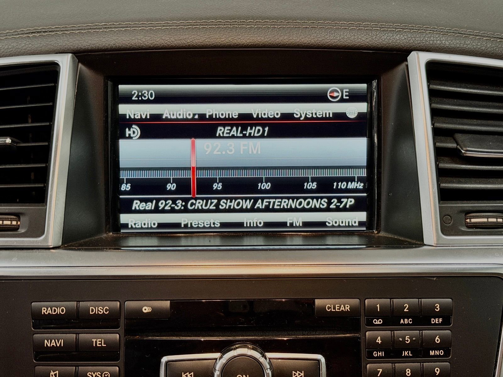 Used 2014 Mercedes-Benz GL 450 4MATIC image 31