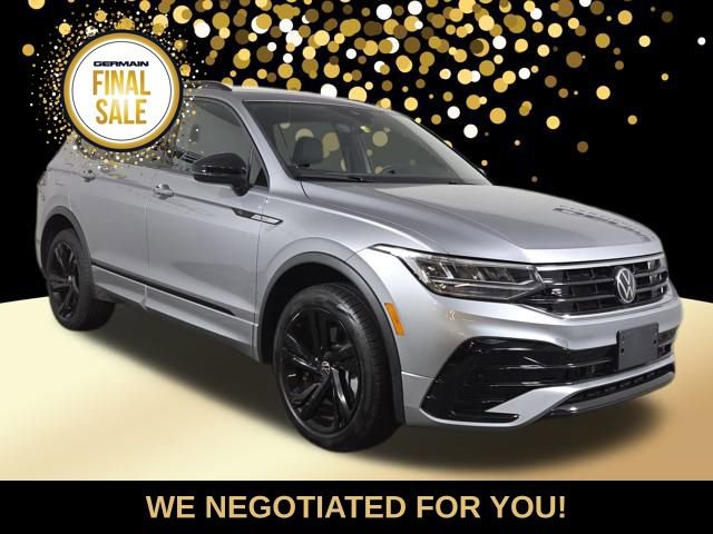 Used 2024 Volkswagen Tiguan SE R-Line image 4