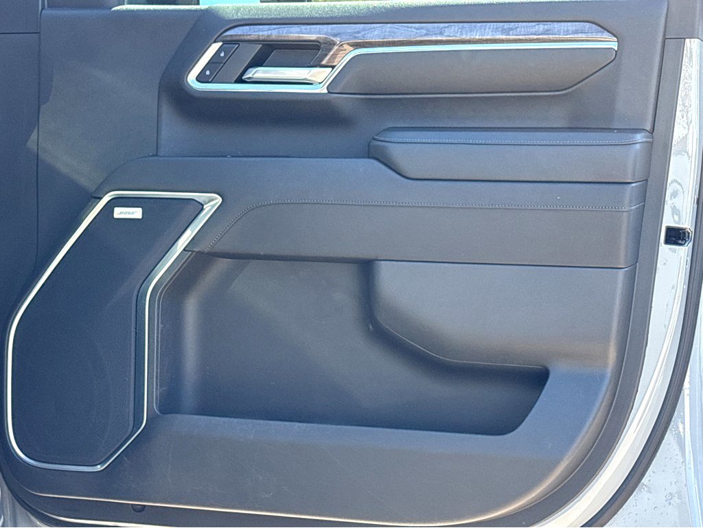 Used 2024 Chevrolet Silverado 2500 LTZ w/ LTZ Plus Package image 15