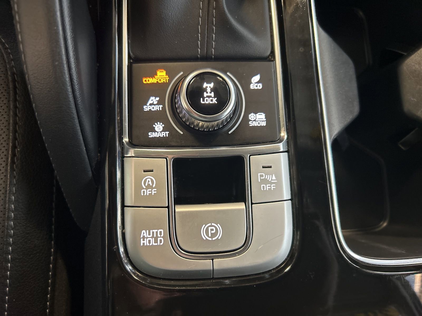 Used 2022 Kia Telluride EX image 28