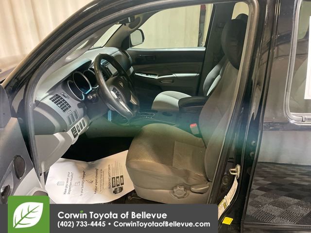 Used 2015 Toyota Tacoma PreRunner image 12