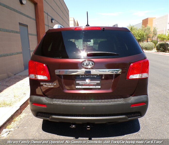 Used 2012 Kia Sorento LX AWD/4WD image 4