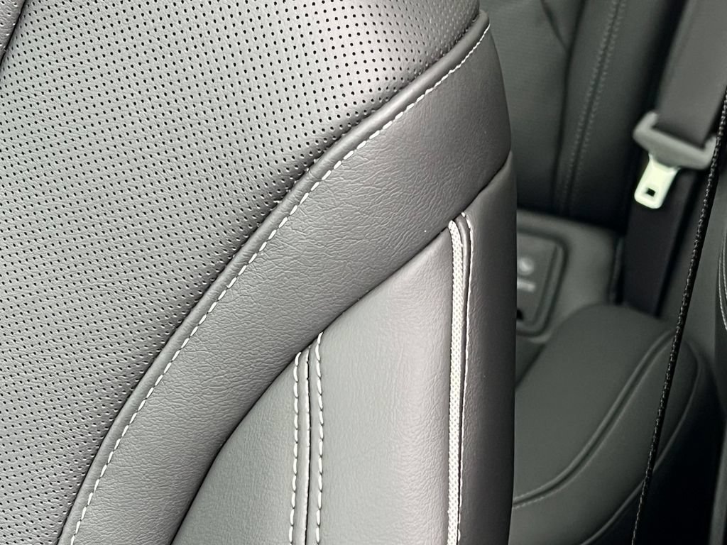 New 2026 Buick Envision Avenir AWD/4WD image 11