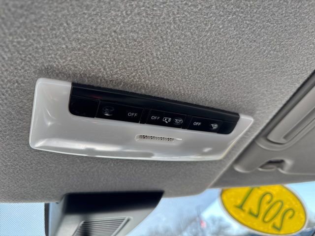 Used 2021 Nissan Kicks S image 16