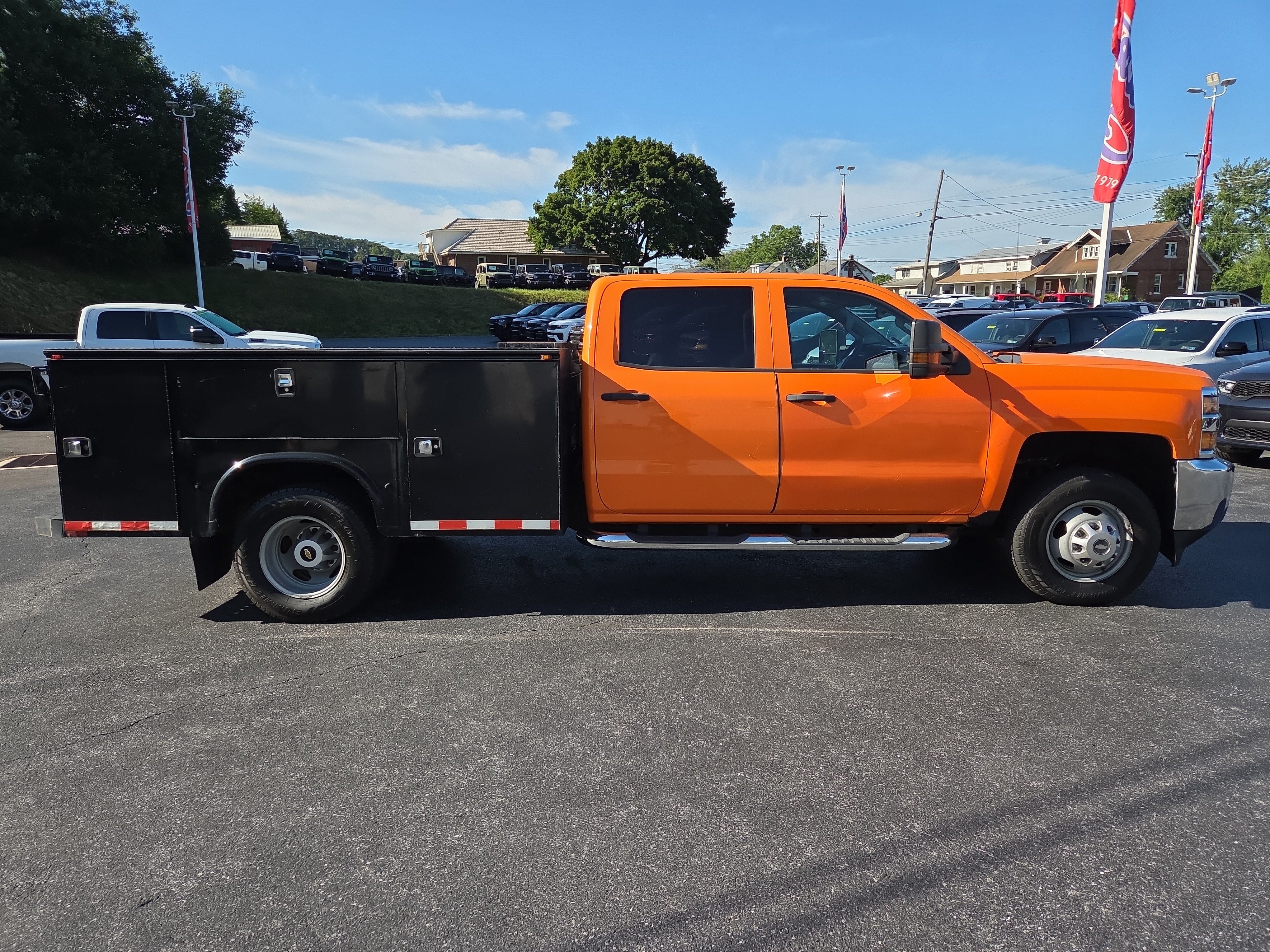 Used 2019 Chevrolet Silverado 3500 W/T w/ WT Convenience Package AWD/4WD image 2