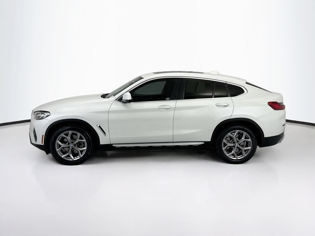 Used 2024 BMW X4 xDrive30i w/ Premium Package AWD/4WD image 8