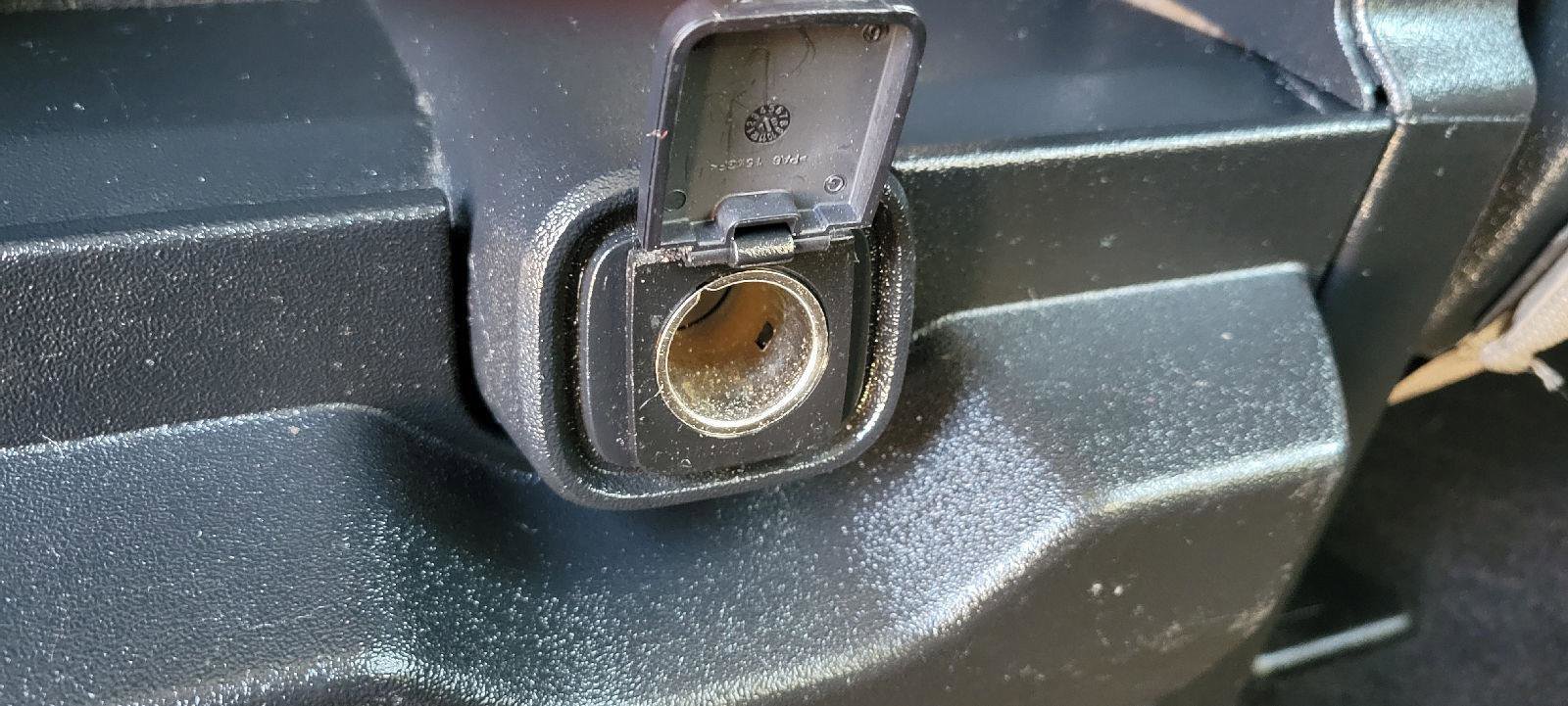 Used 2018 Ford F150 XLT image 23