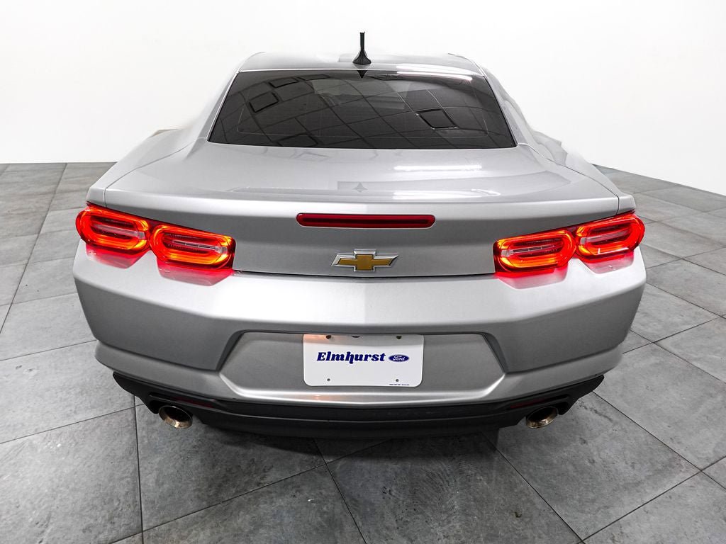 Used 2019 Chevrolet Camaro LT image 5