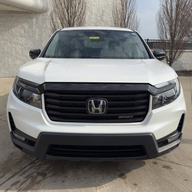 Certified 2023 Honda Ridgeline Sport image 8