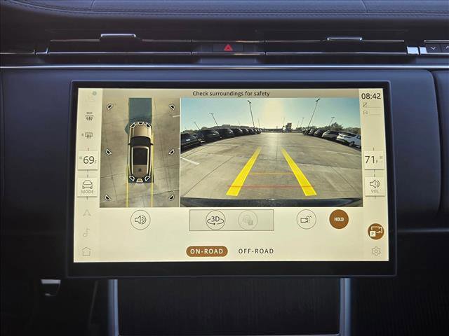 New 2026 Land Rover Range Rover Long Wheelbase SE image 14