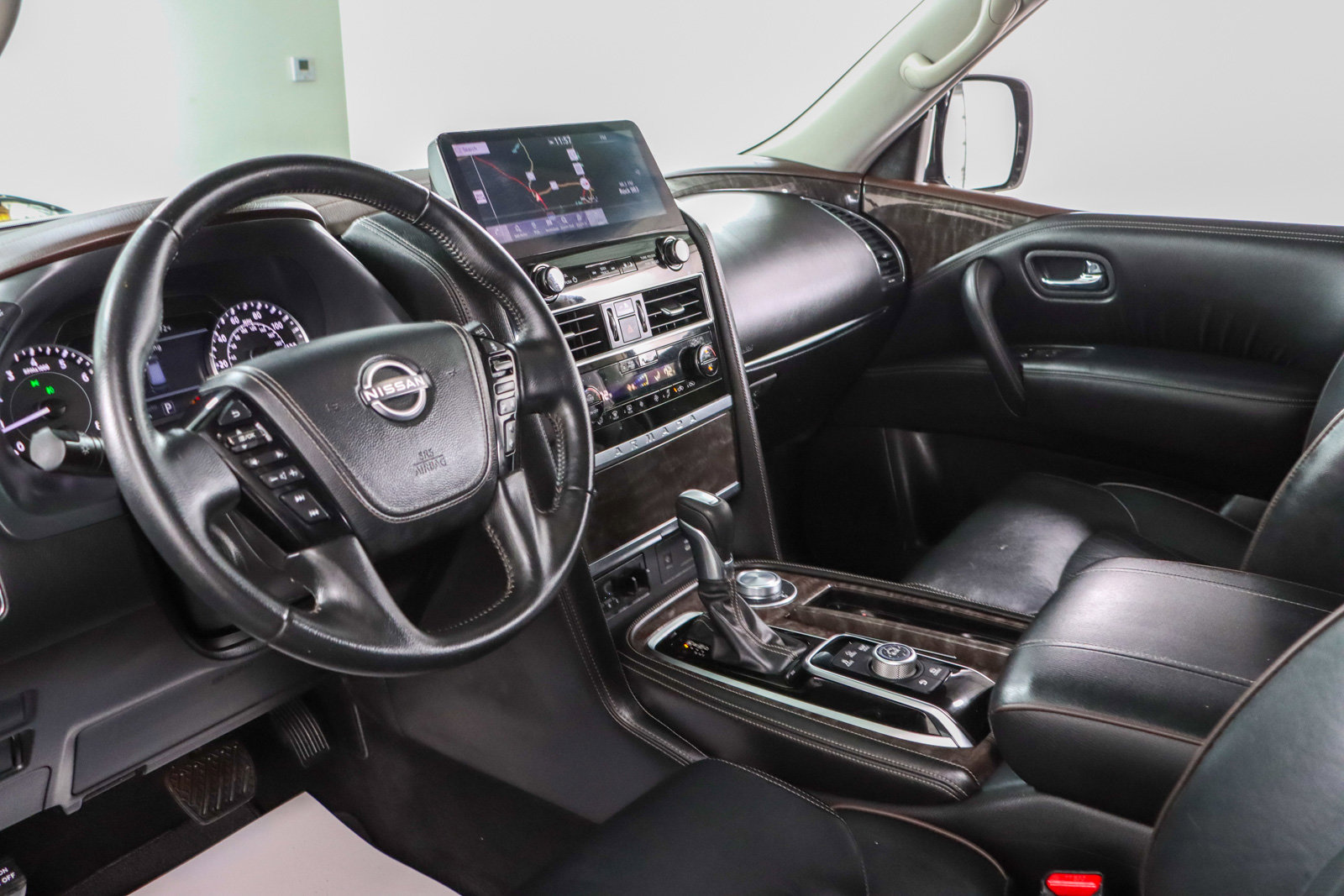 Used 2023 Nissan Armada Platinum w/ Captain's Chairs Package image 29