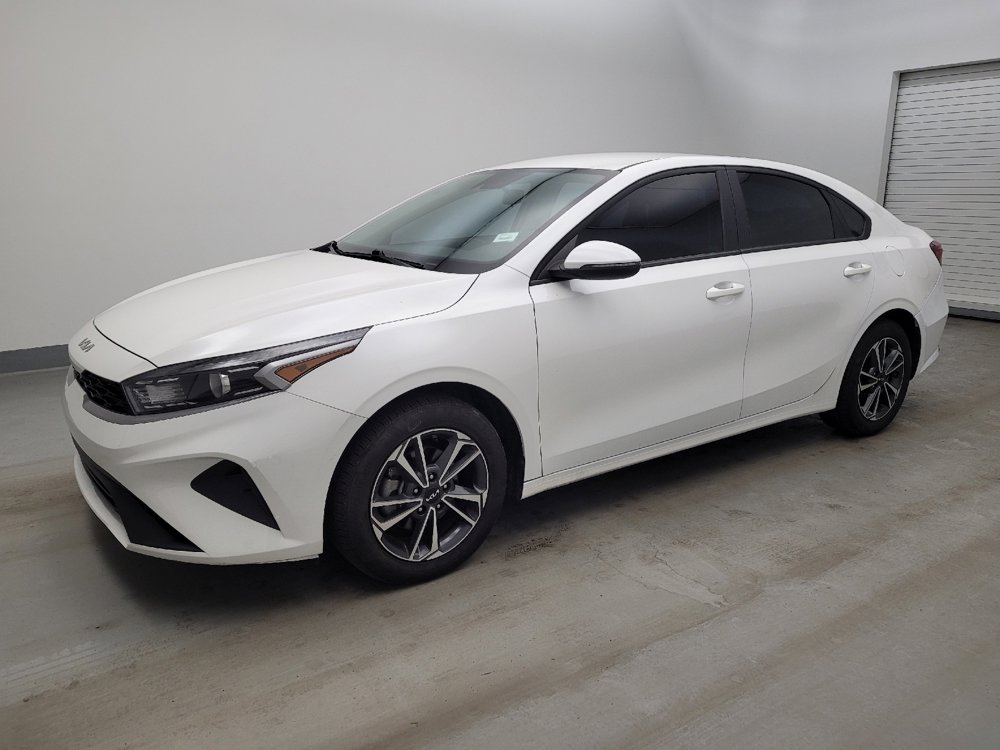 Used 2024 Kia Forte LXS w/ LXS Technology Package image 2