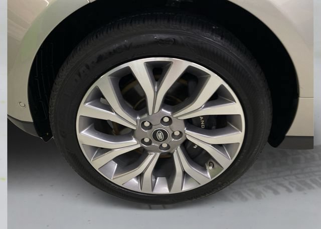 Used 2018 Land Rover Range Rover Supercharged AWD/4WD image 20