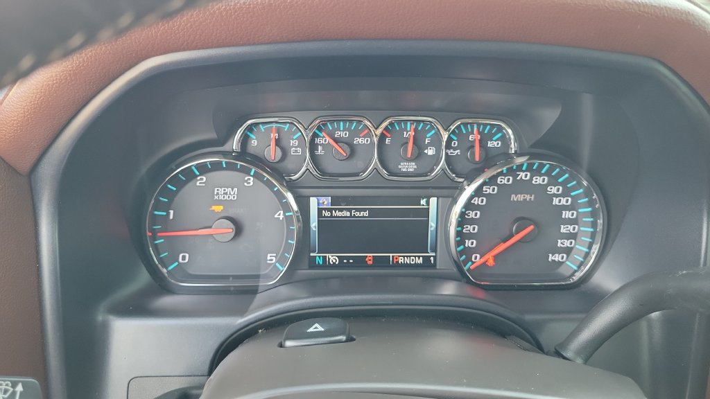 Used 2015 Chevrolet Silverado 2500 High Country w/ Duramax Plus Package AWD/4WD image 20