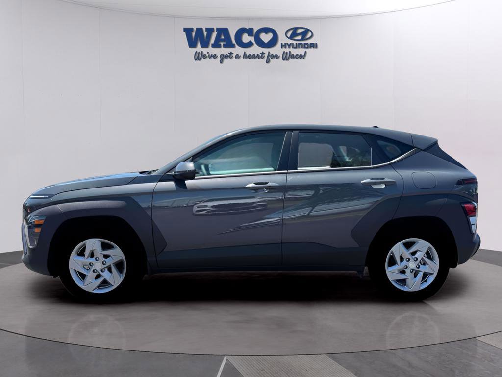 Used 2026 Hyundai Kona SE image 3