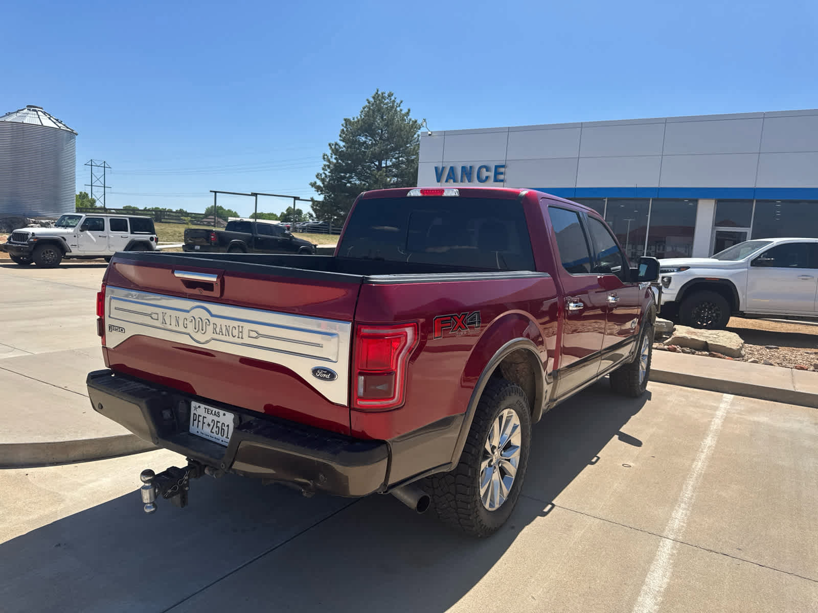 Used 2017 Ford F150 King Ranch w/ Equipment Group 601A Luxury AWD/4WD image 3
