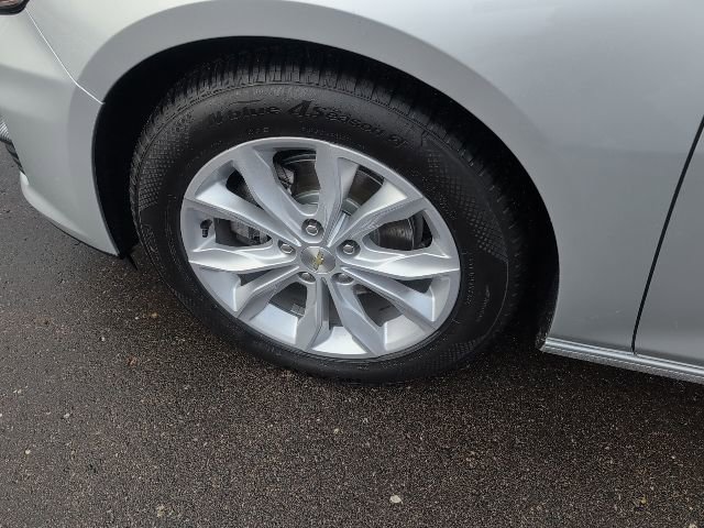 Used 2021 Chevrolet Malibu LT image 15