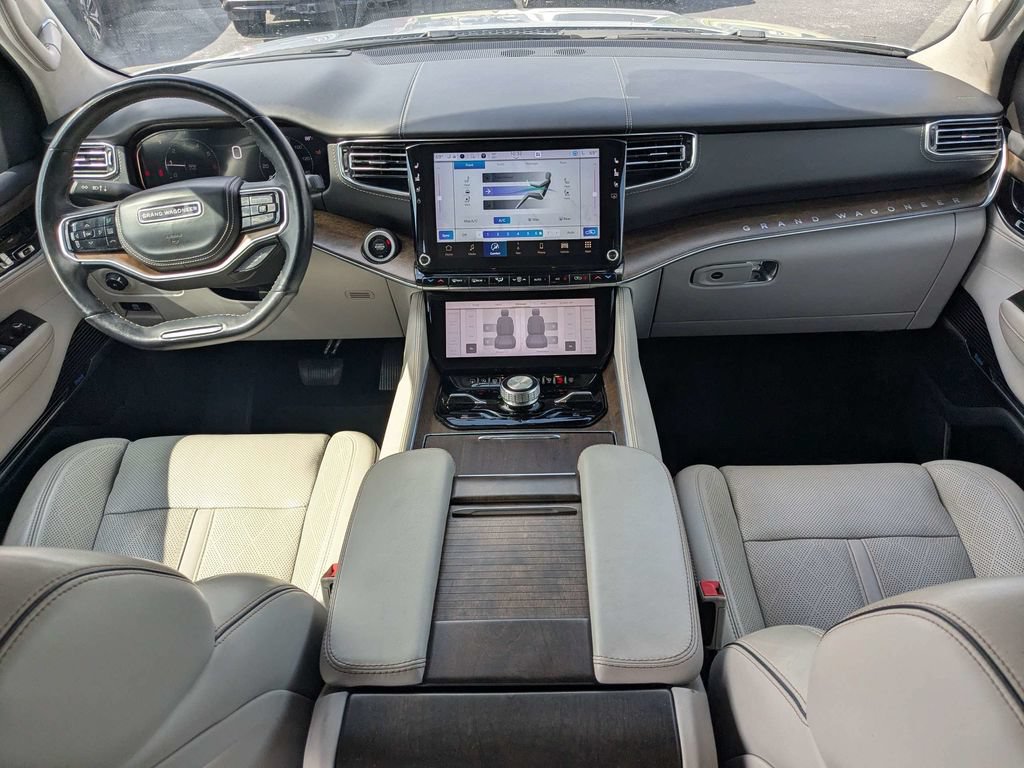 Used 2023 Jeep Grand Wagoneer L Series II AWD/4WD image 15