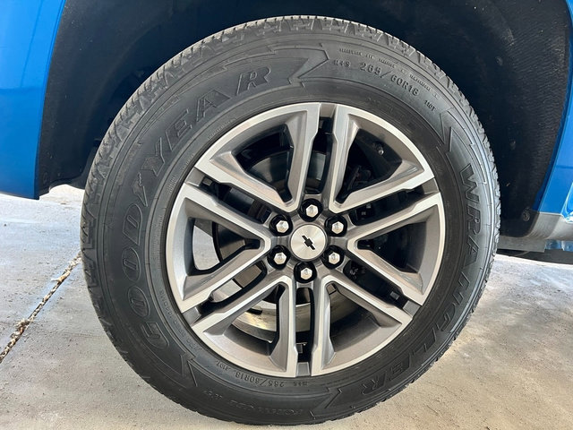 Used 2021 Chevrolet Colorado W/T w/ Custom Special Edition image 11