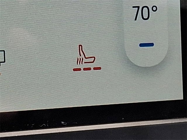 Used 2022 Ford Edge Titanium image 19