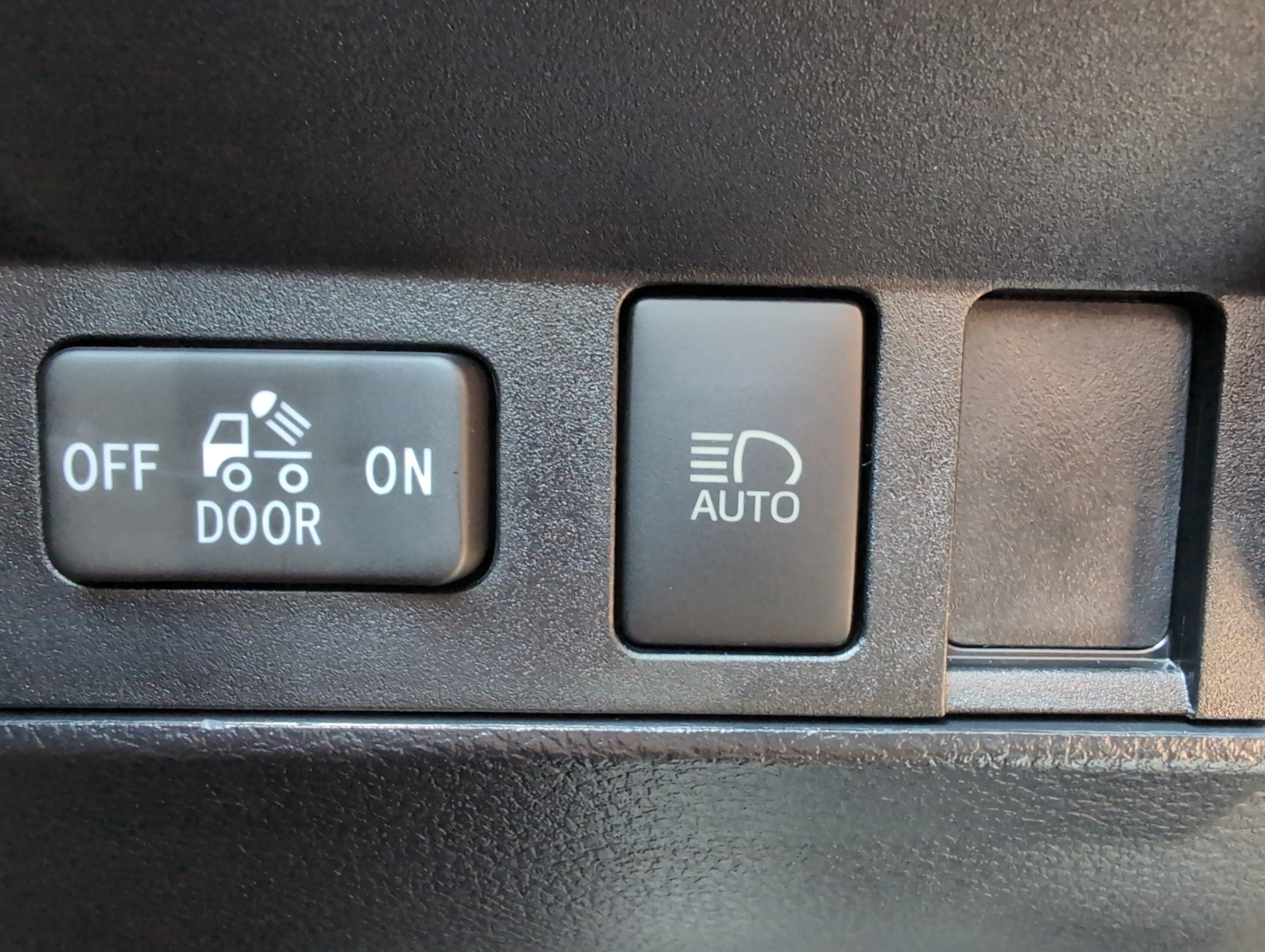 Used 2019 Toyota Tundra SR5 w/ SR5 Upgrade Package RWD image 36