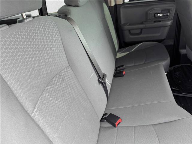 Used 2019 RAM 1500 Classic SLT AWD/4WD image 18