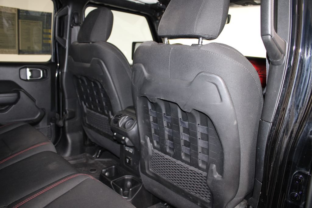 Used 2022 Jeep Gladiator Rubicon w/ Cold Weather Group AWD/4WD image 27