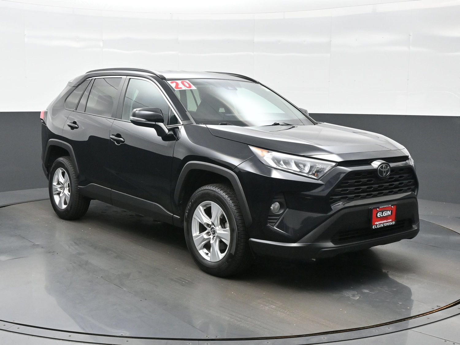 Used 2020 Toyota RAV4 XLE AWD/4WD image 8