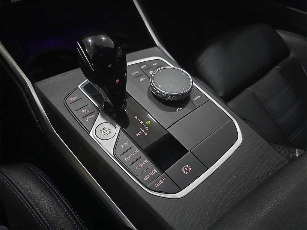 Used 2022 BMW 330i Sedan w/ M Sport Package image 21