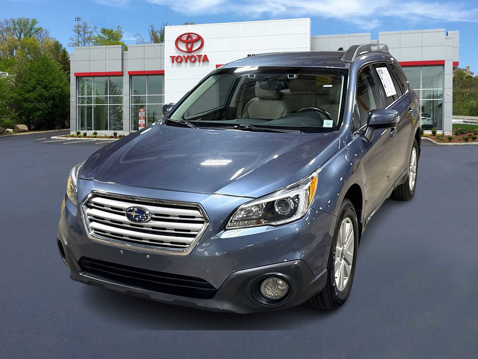 Used 2016 Subaru Outback 2.5i Premium AWD/4WD video 1