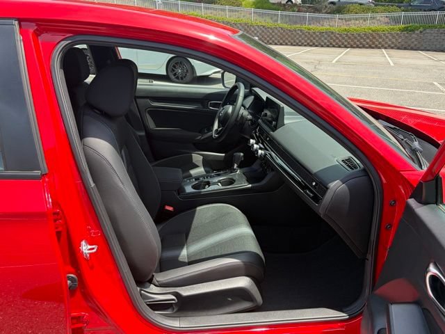 Used 2025 Honda Civic Sport image 26