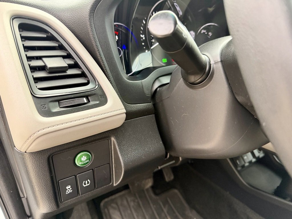 Used 2016 Honda HR-V LX image 22