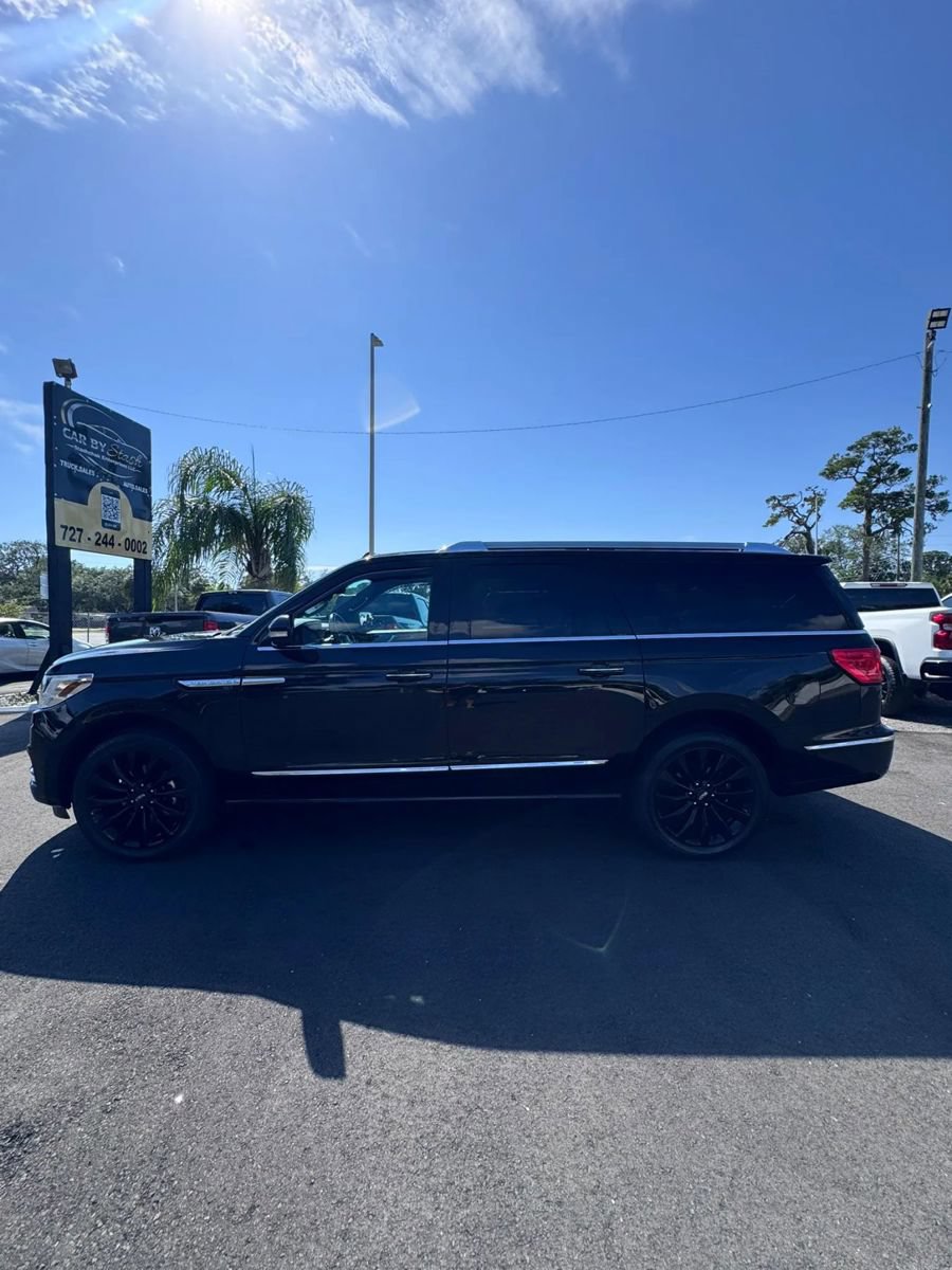 Used 2021 Lincoln Navigator L Reserve AWD/4WD image 8