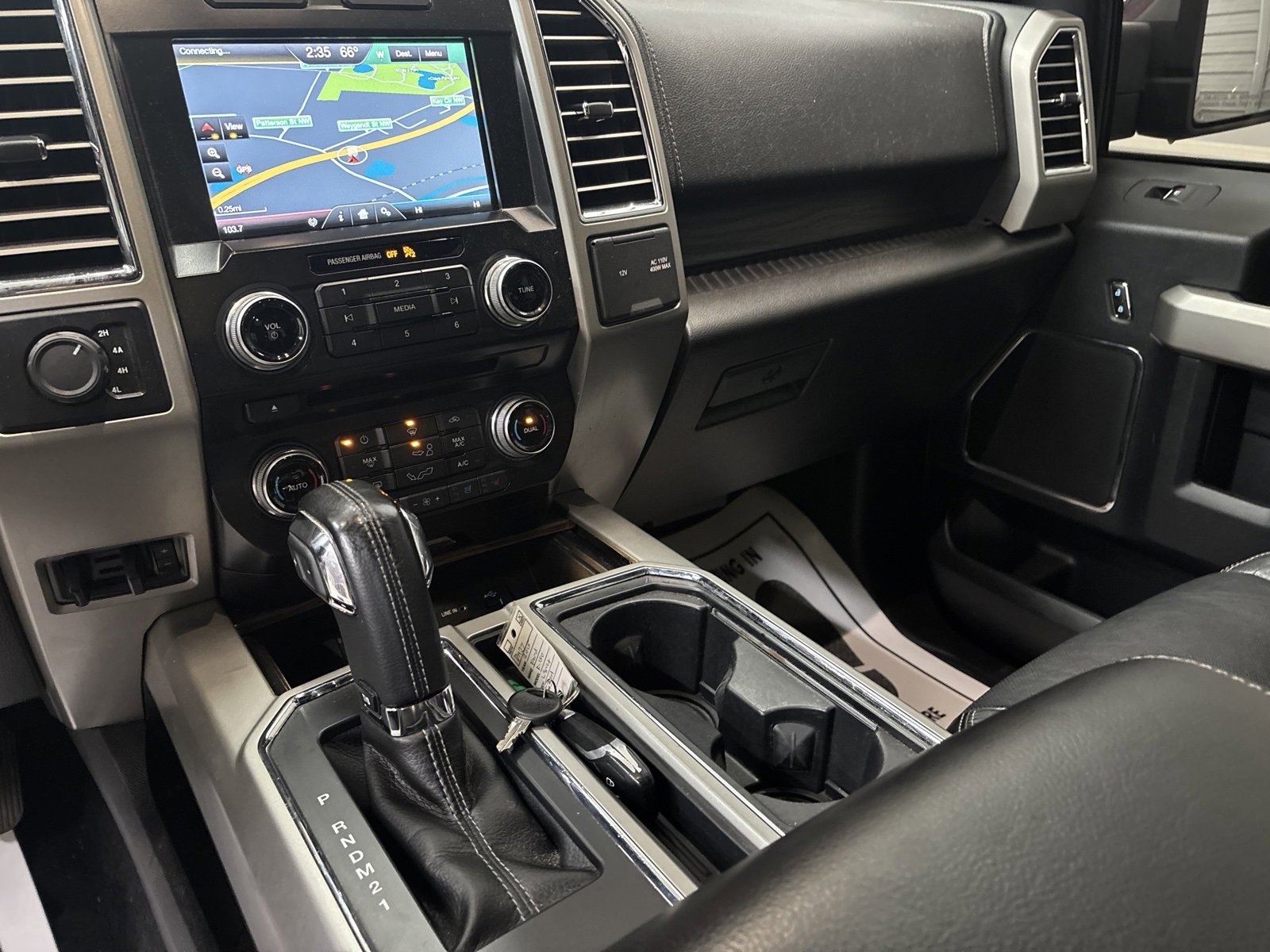 Used 2015 Ford F150 Lariat w/ Equipment Group 502A Luxury image 20