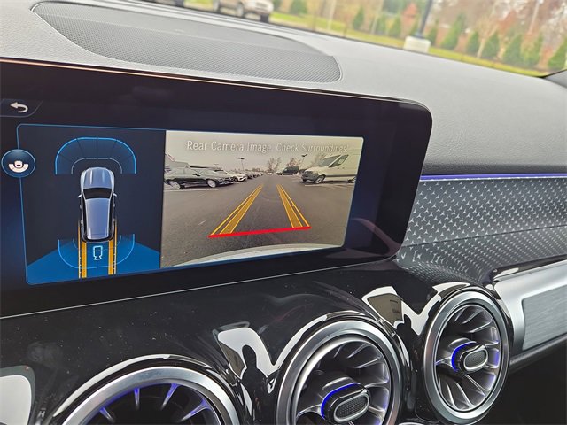 New 2026 Mercedes-Benz GLB 250 4MATIC image 13
