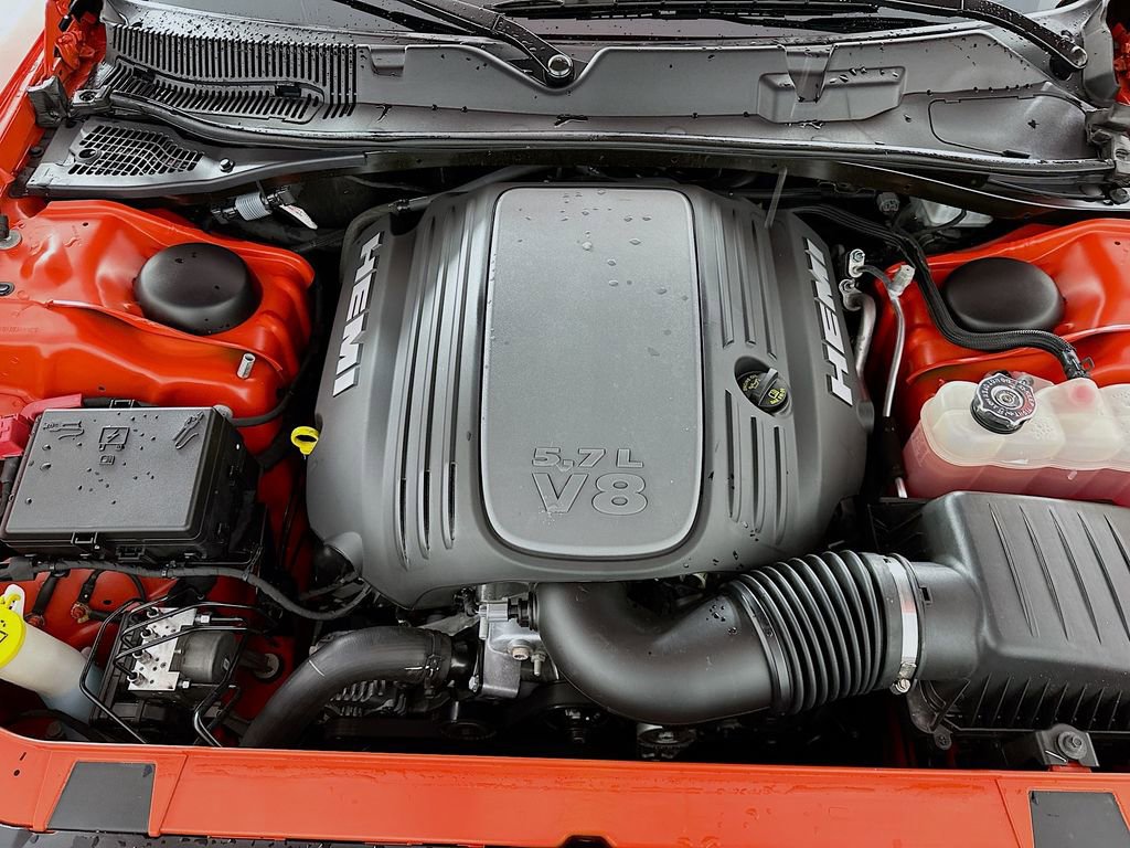 Used 2021 Dodge Challenger R/T w/ Carbon/Suede Interior Package RWD image 31