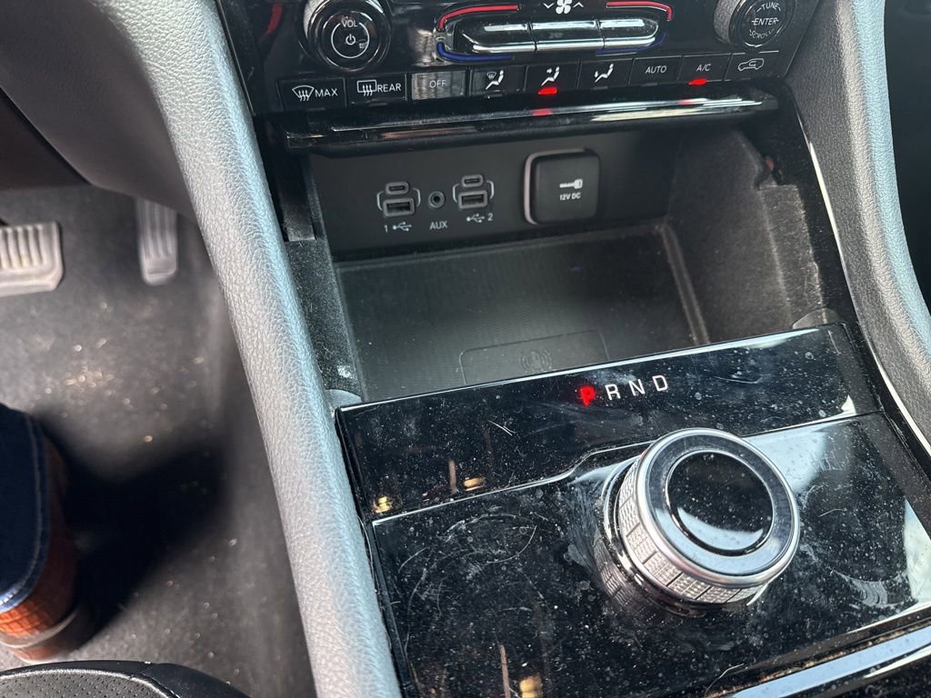 Used 2023 Jeep Grand Cherokee L Laredo image 16