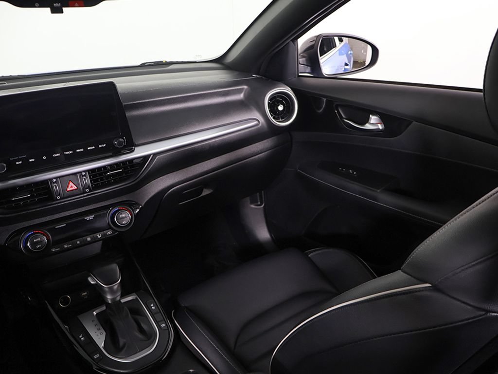 Used 2023 Kia Forte GT-Line w/ GT-Line Premium Package FWD image 37