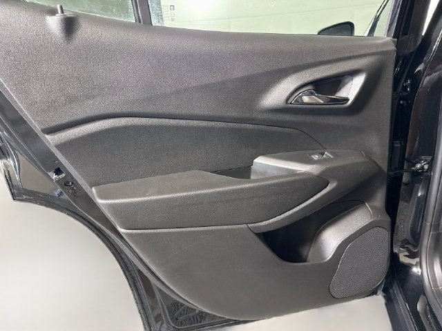 Used 2024 Chevrolet Trax LS w/ LS Convenience Package FWD image 24