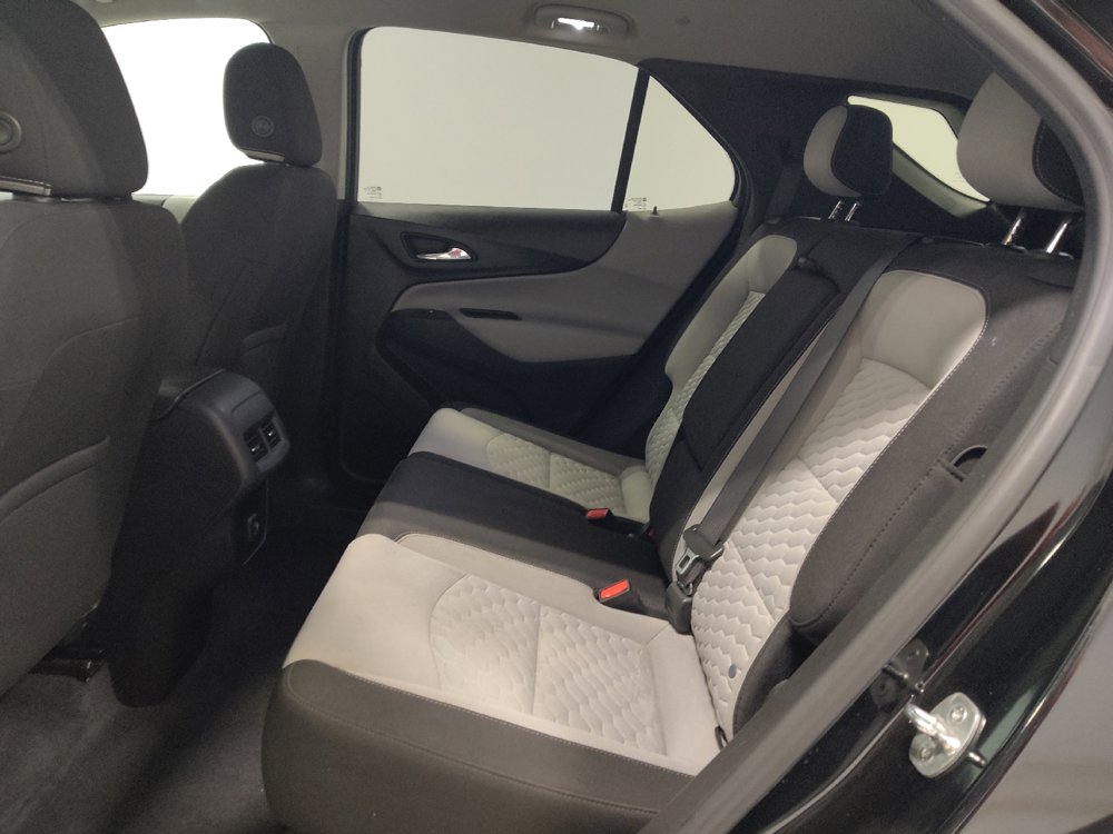 Used 2021 Chevrolet Equinox LS w/ LS Convenience Package image 18