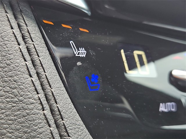 Used 2024 Cadillac XT6 Sport w/ Technology Package image 24