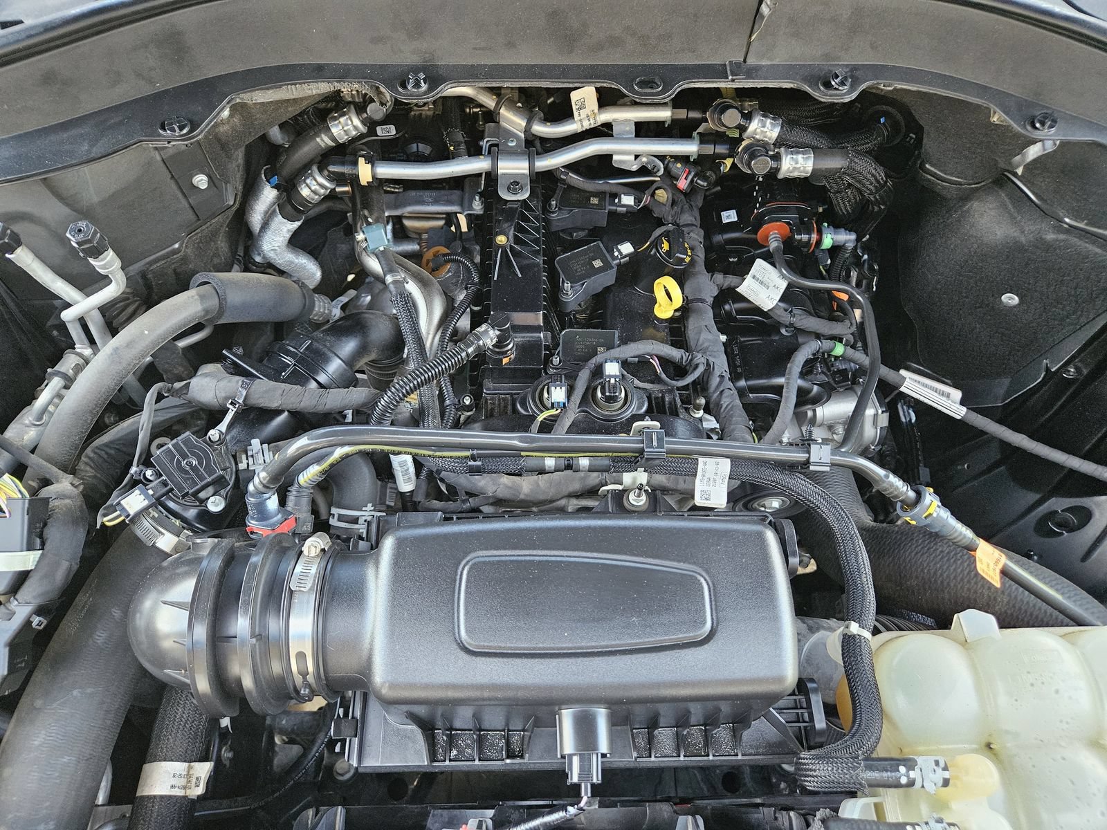 Used 2021 Ford Explorer XLT w/ Equipment Group 202A RWD image 34