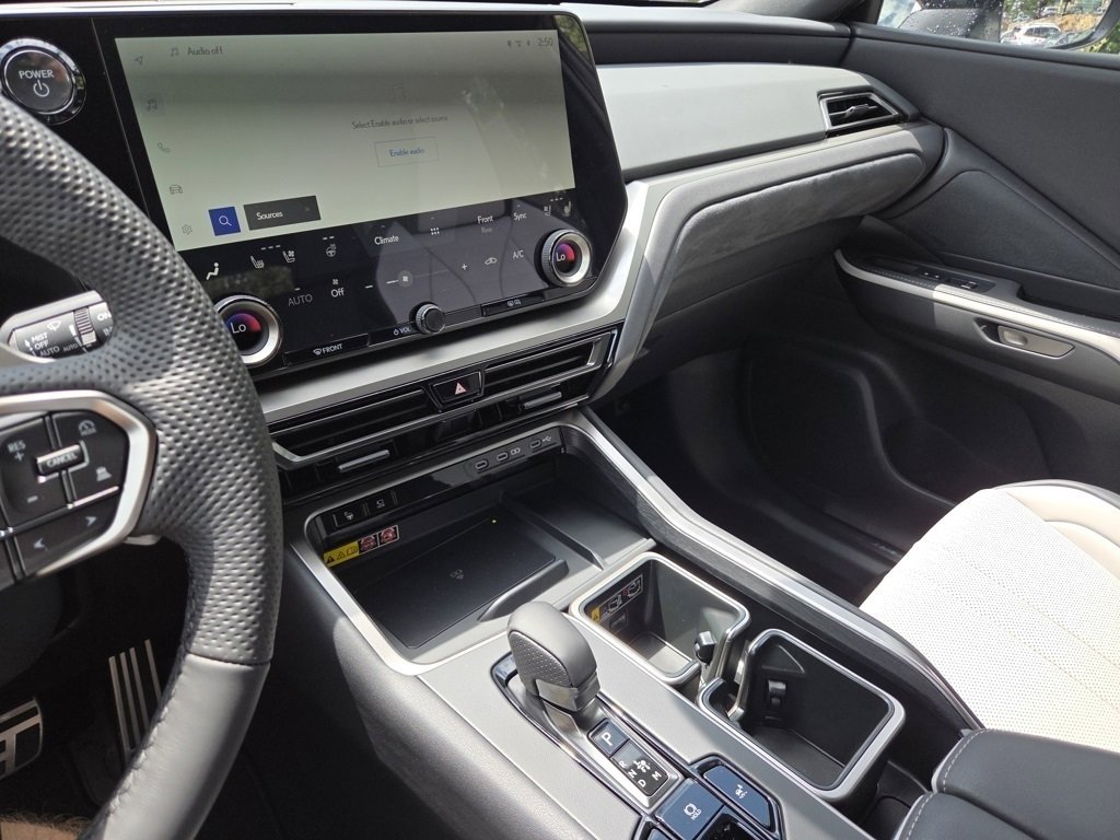 Certified 2025 Lexus TX 500h AWD w/ Technology Package image 42