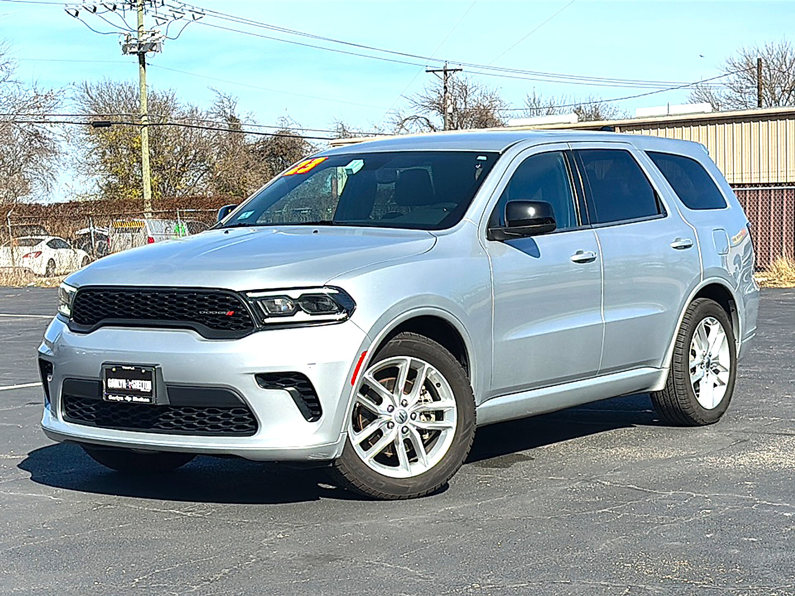 Used 2023 Dodge Durango GT image 2