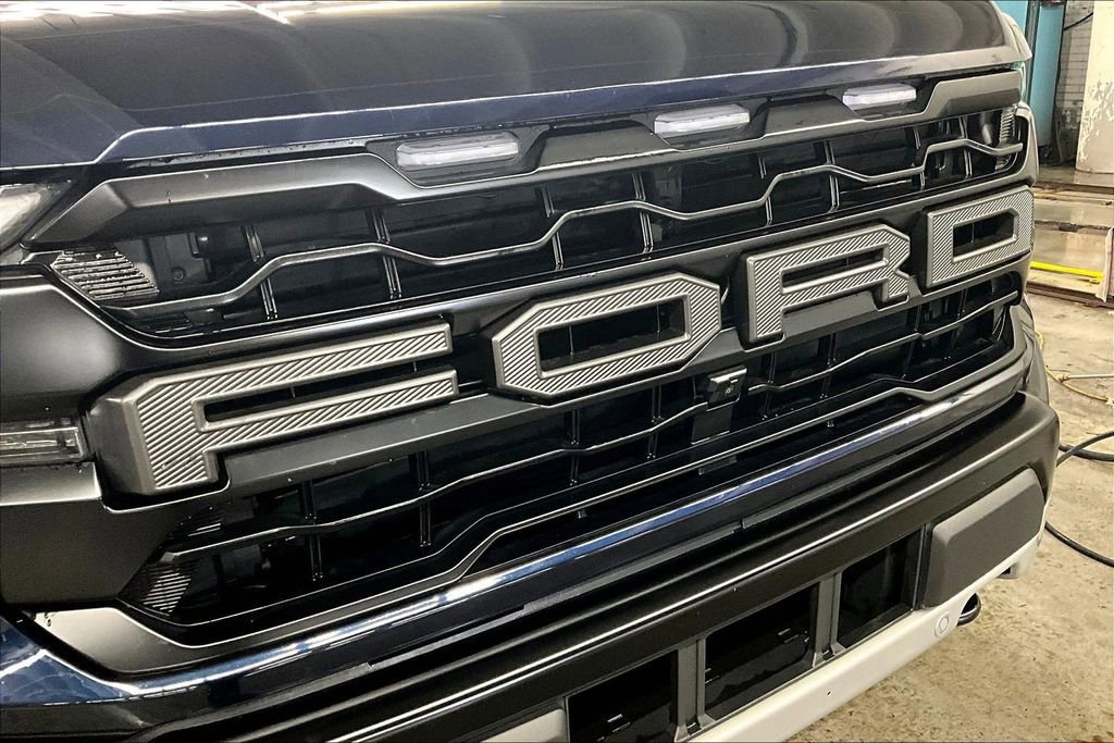 Used 2025 Ford F150 Raptor AWD/4WD image 33