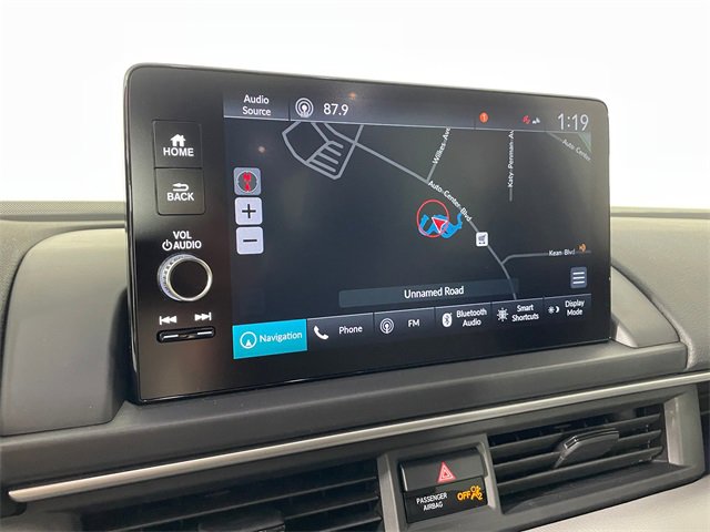 Certified 2025 Honda Pilot Touring image 8