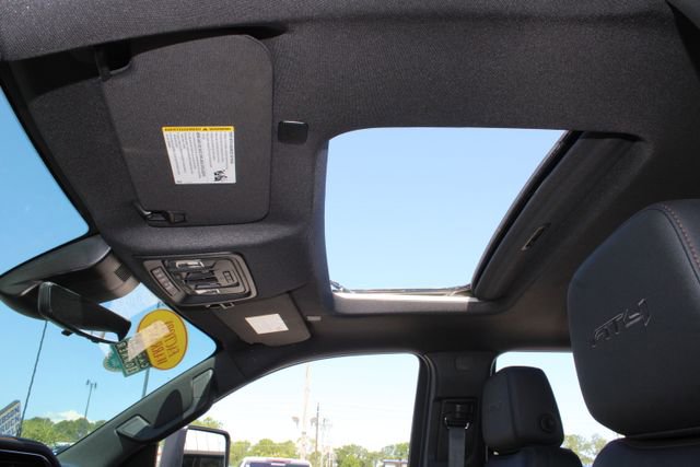 Used 2024 GMC Sierra 2500 AT4 w/ AT4 Premium Plus Package image 23