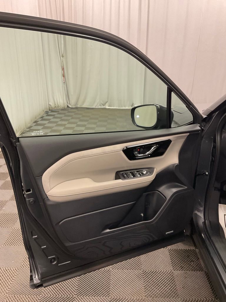 New 2026 Subaru Forester Limited image 9